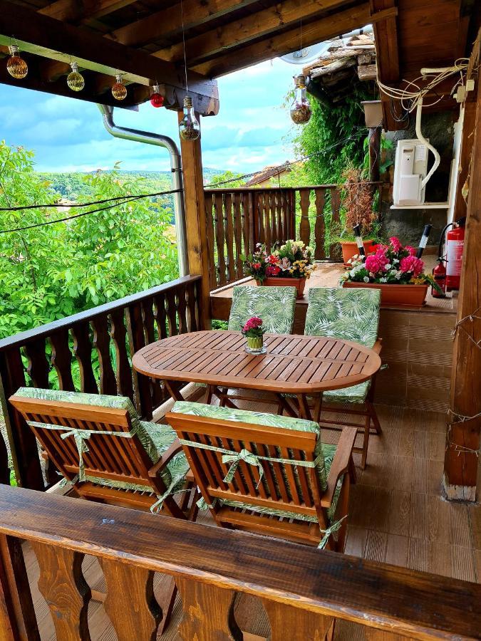 Arts Guest House -Beautiful Villa For 6 Persons Veliko Tărnovo Exterior foto
