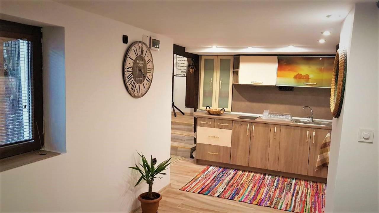 Arts Guest House -Beautiful Villa For 6 Persons Veliko Tărnovo Exterior foto